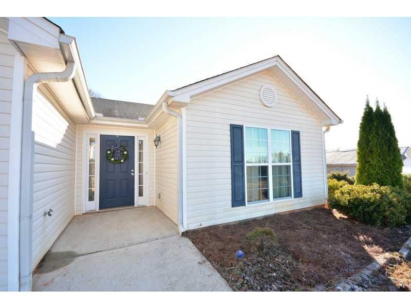 783 Gable Ct, Winder, GA 30680 photo 2