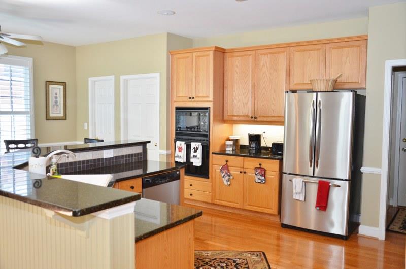 765 River Cliff Ct, Suwanee, GA 30024 photo 8
