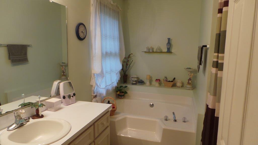 309 Clearwater, Lagrange, GA 30240 photo 7