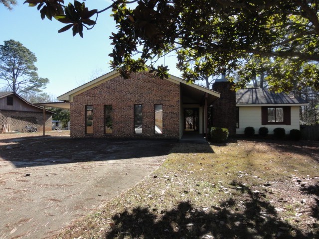 226 Cosby Dr, Lagrange, GA 30241 photo 2