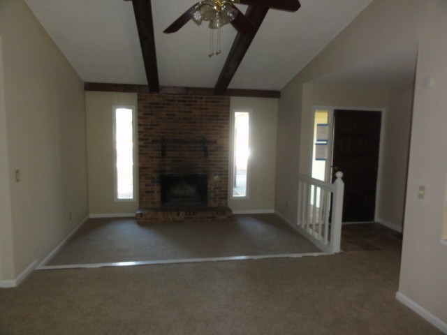 226 Cosby Dr, Lagrange, GA 30241 photo 3