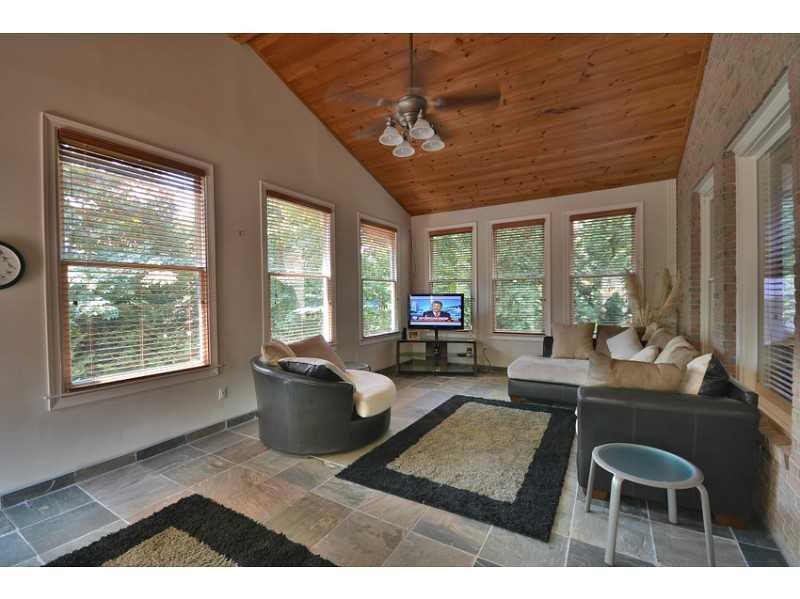 8770 Glasgow Pt, Duluth, GA 30097 photo 8