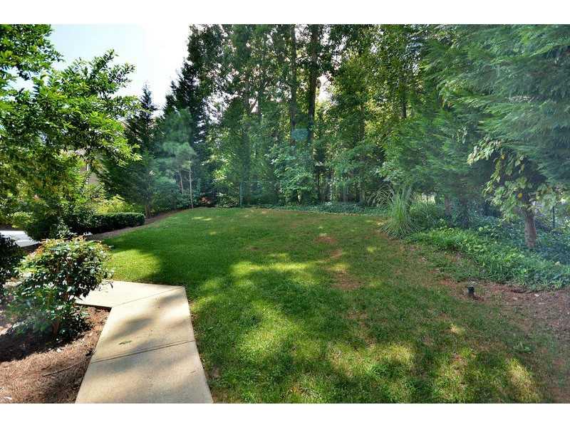 8770 Glasgow Pt, Duluth, GA 30097 photo 25