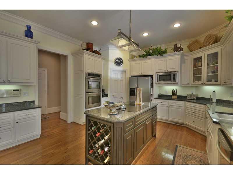 8770 Glasgow Pt, Duluth, GA 30097 photo 11