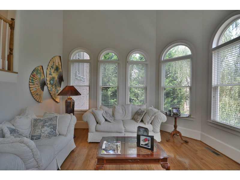 8770 Glasgow Pt, Duluth, GA 30097 photo 4