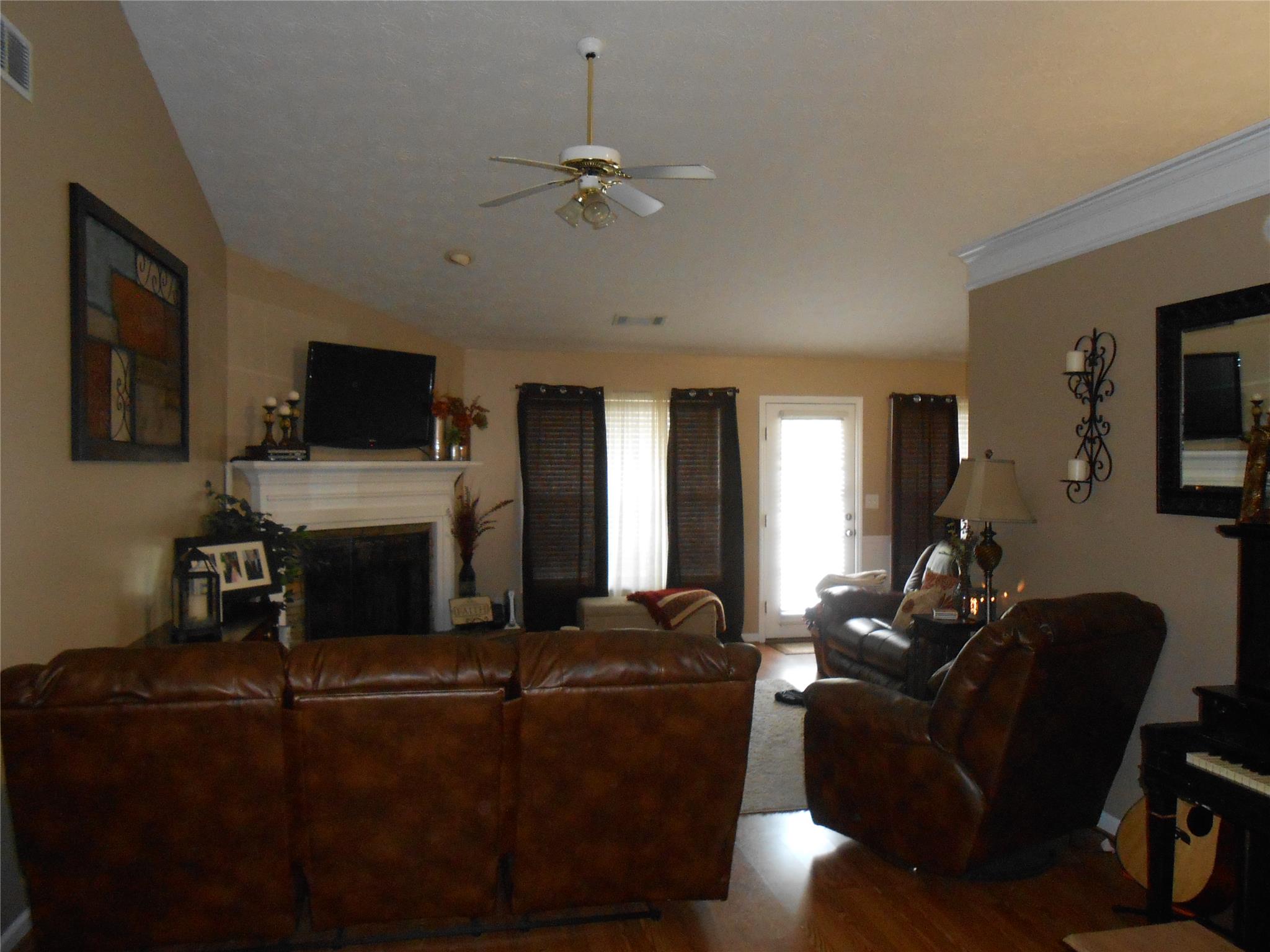 50 Hardeman Ln, Covington, GA 30016 photo 3