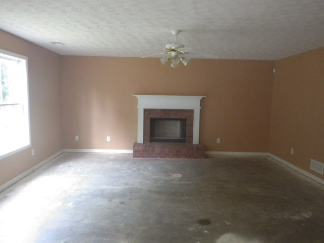 30 Dearing Woods Bnd, Covington, GA 30014 photo 11