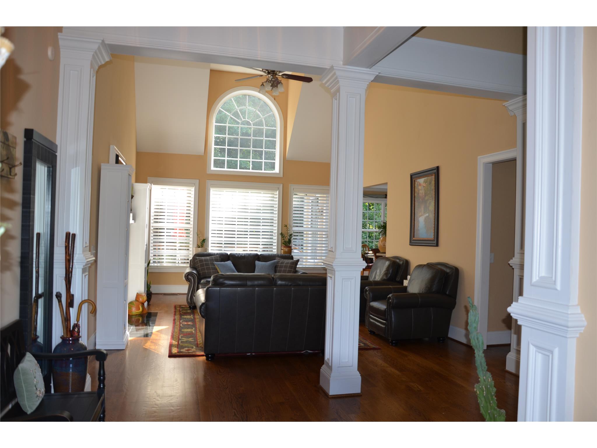 8 N Cloudview Rd, Rome, GA 30161 photo 3