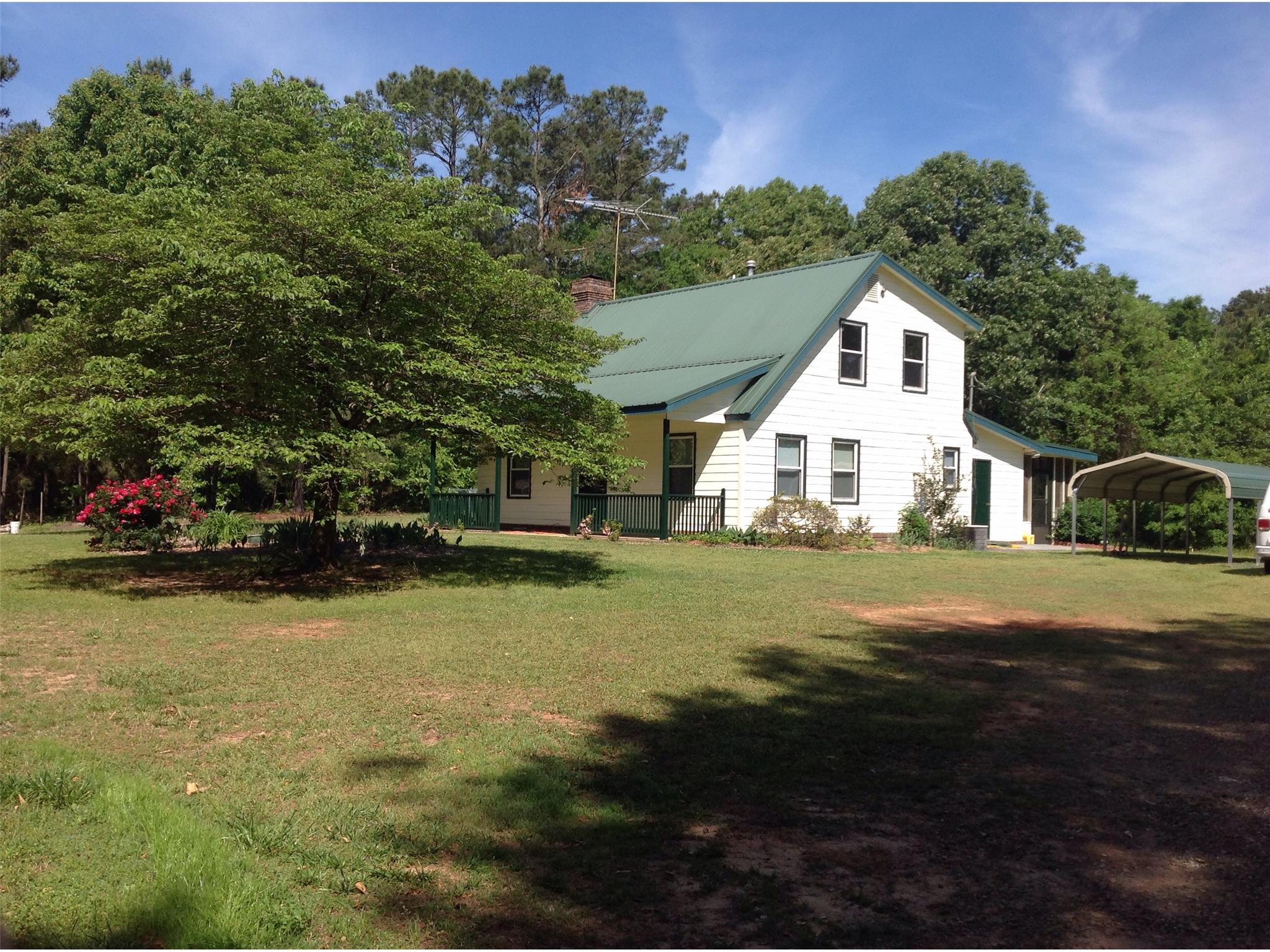 706 Poplar Dr, Brooks, GA 30205 photo 1