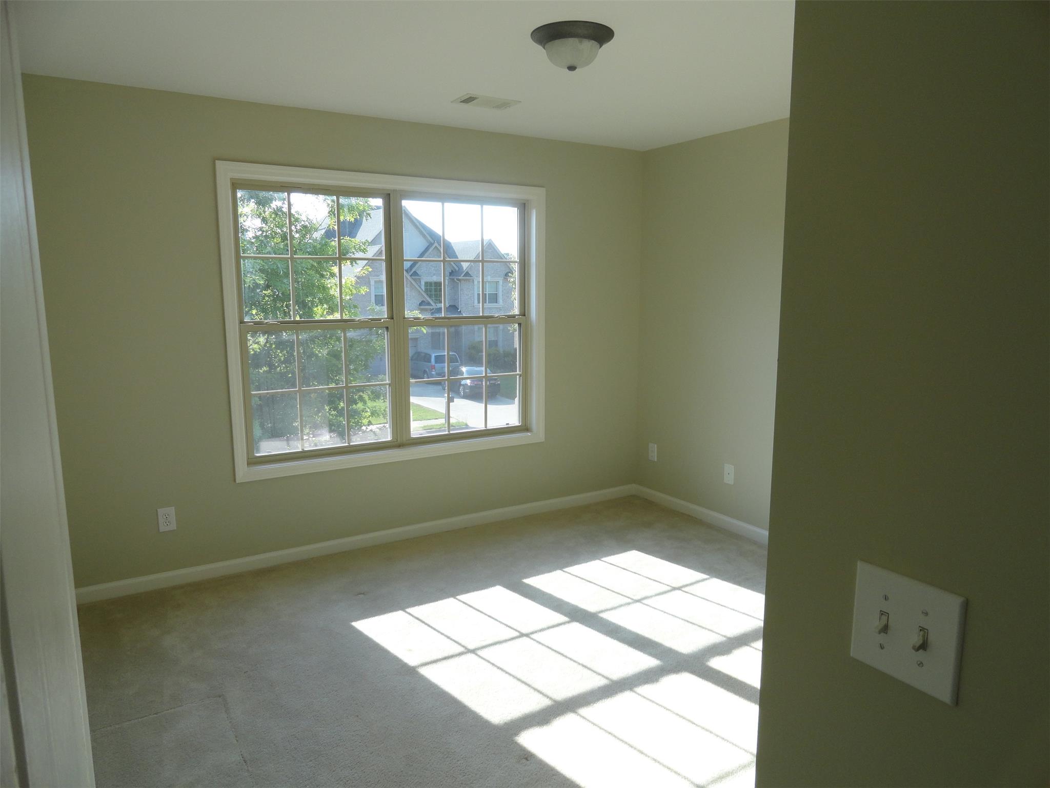85 Riverstone Dr, Covington, GA 30014 photo 9