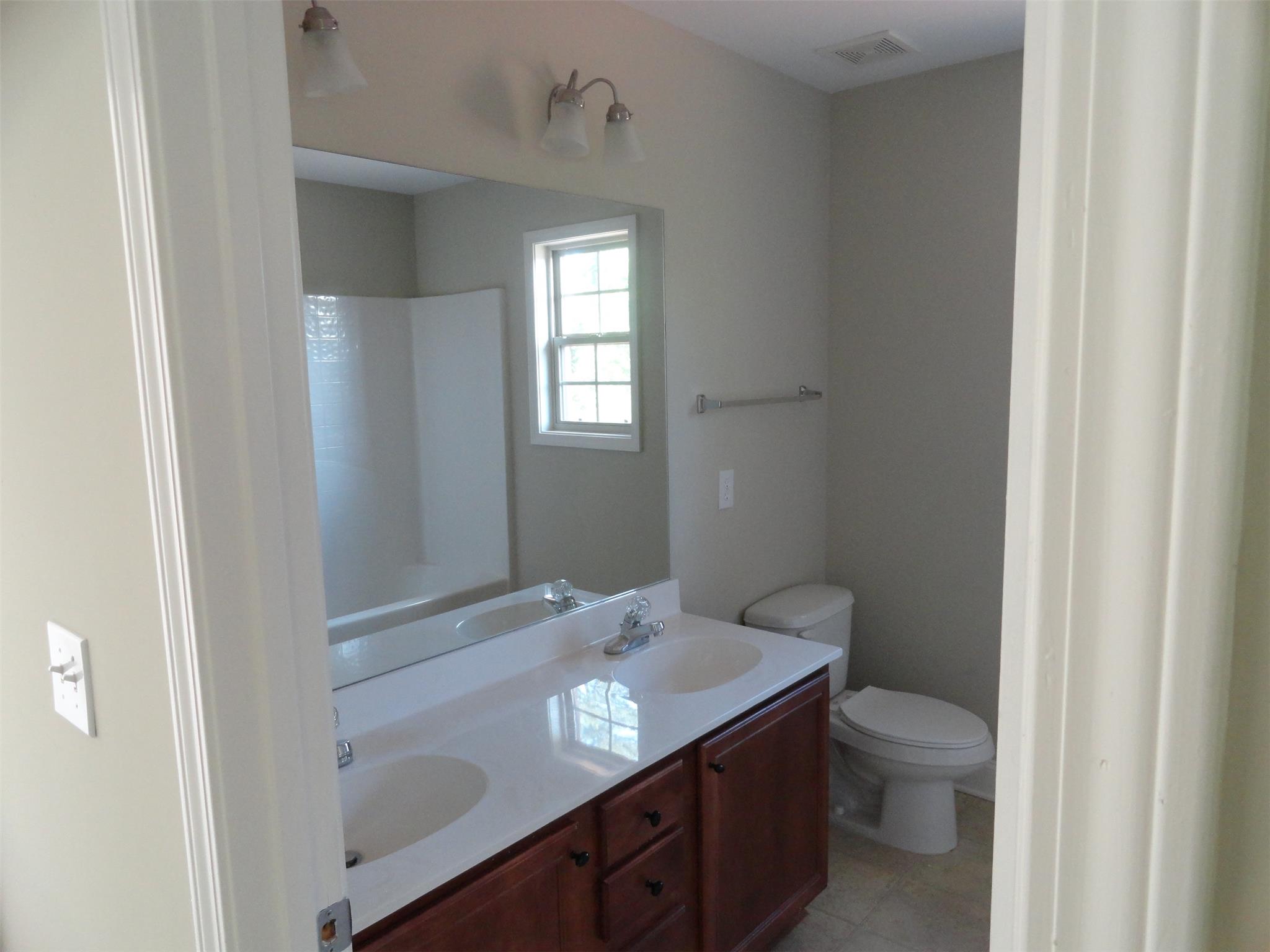 85 Riverstone Dr, Covington, GA 30014 photo 8