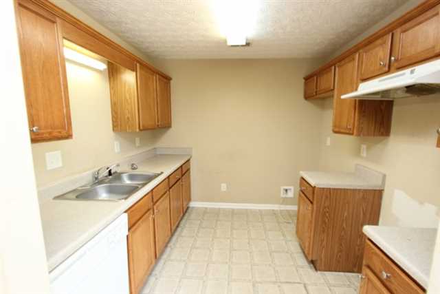 6128 Ruth St, Covington, GA 30014 photo 3