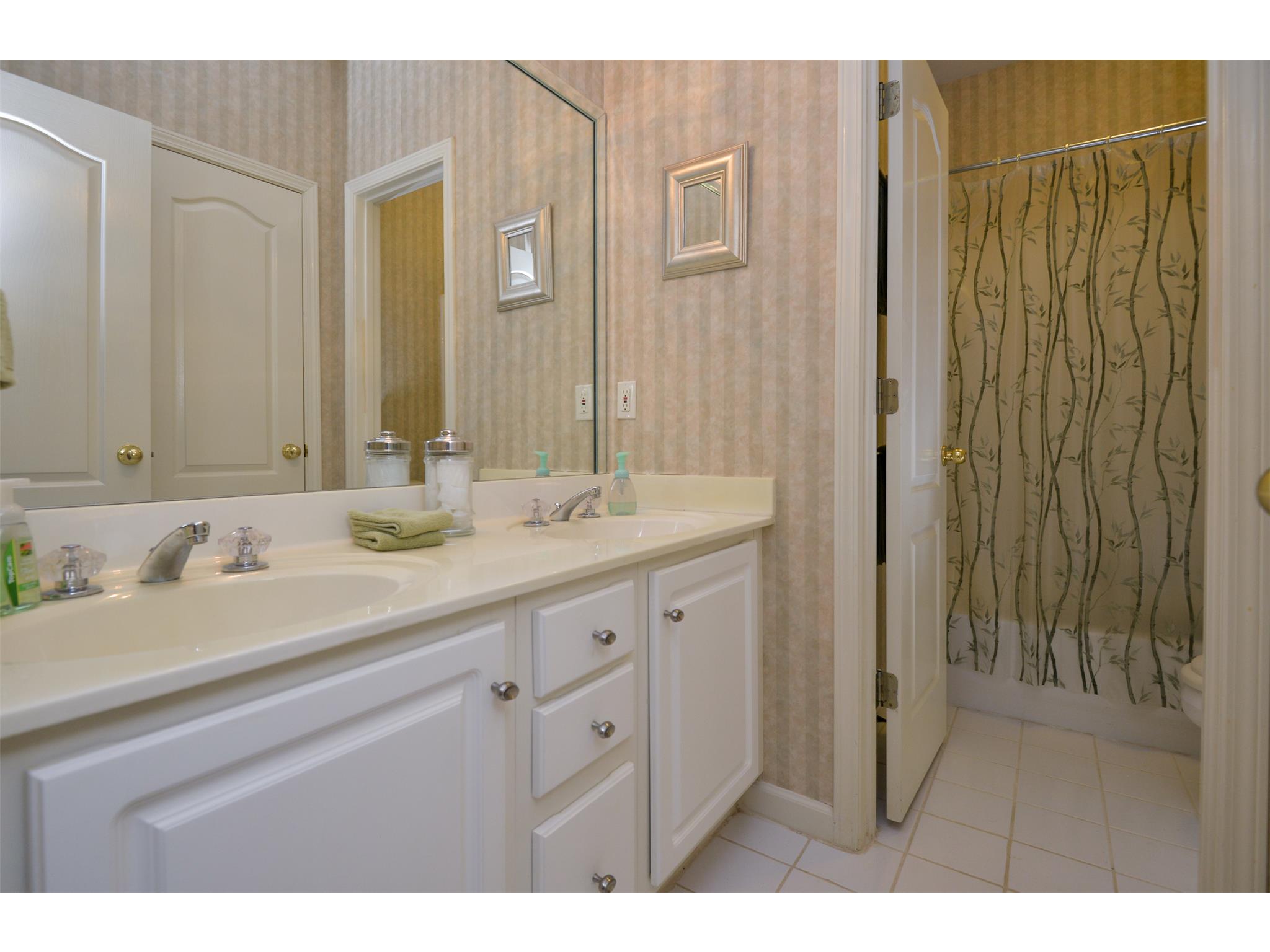 3950 Stonebriar Ct, Duluth, GA 30097 photo 13