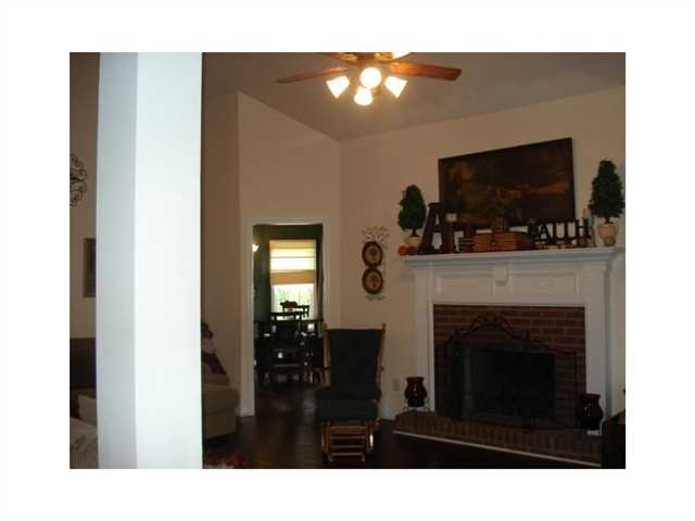 701 Michael Dr, Winder, GA 30680 photo 9