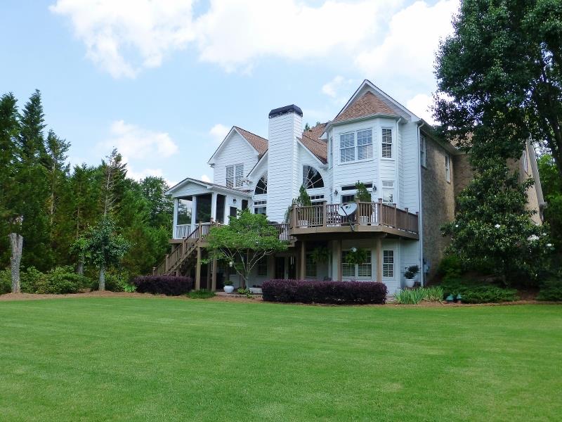 424 Lakestone Dr, Suwanee, GA 30024 photo 4