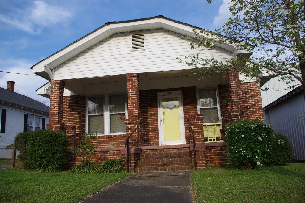 307 S Greenwood St, Lagrange, GA 30240 photo 1