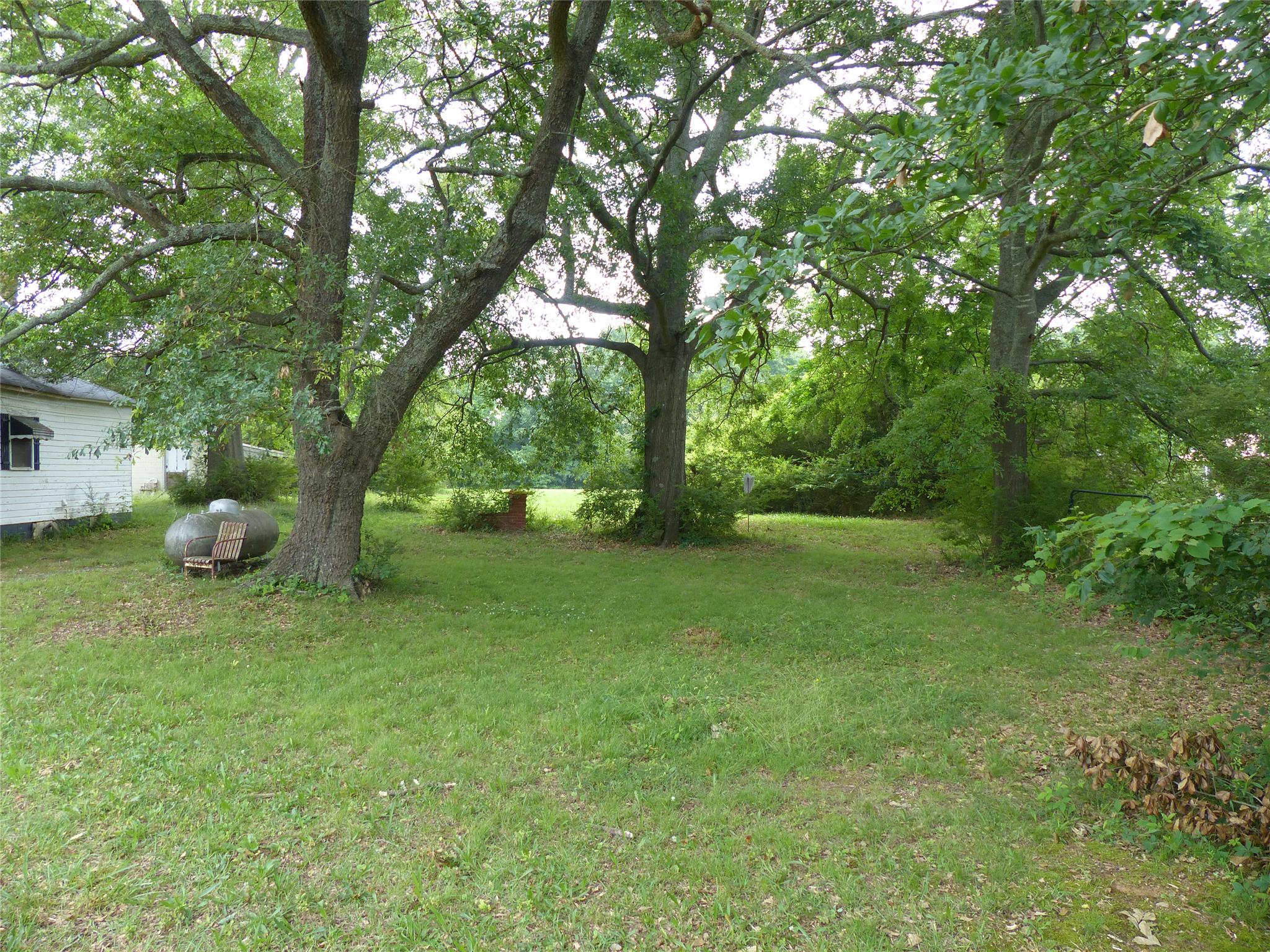 517 Harold Dobbs Rd, Covington, GA 30016 photo 5