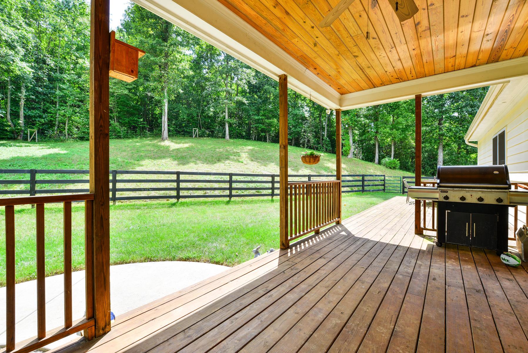 111 Hobson Dr, Jasper, GA 30143 photo 4