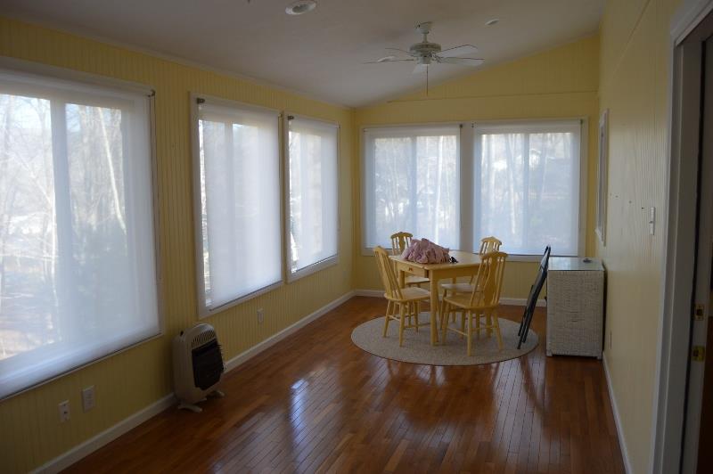 110 White St, Dillard, GA 30537 photo 4
