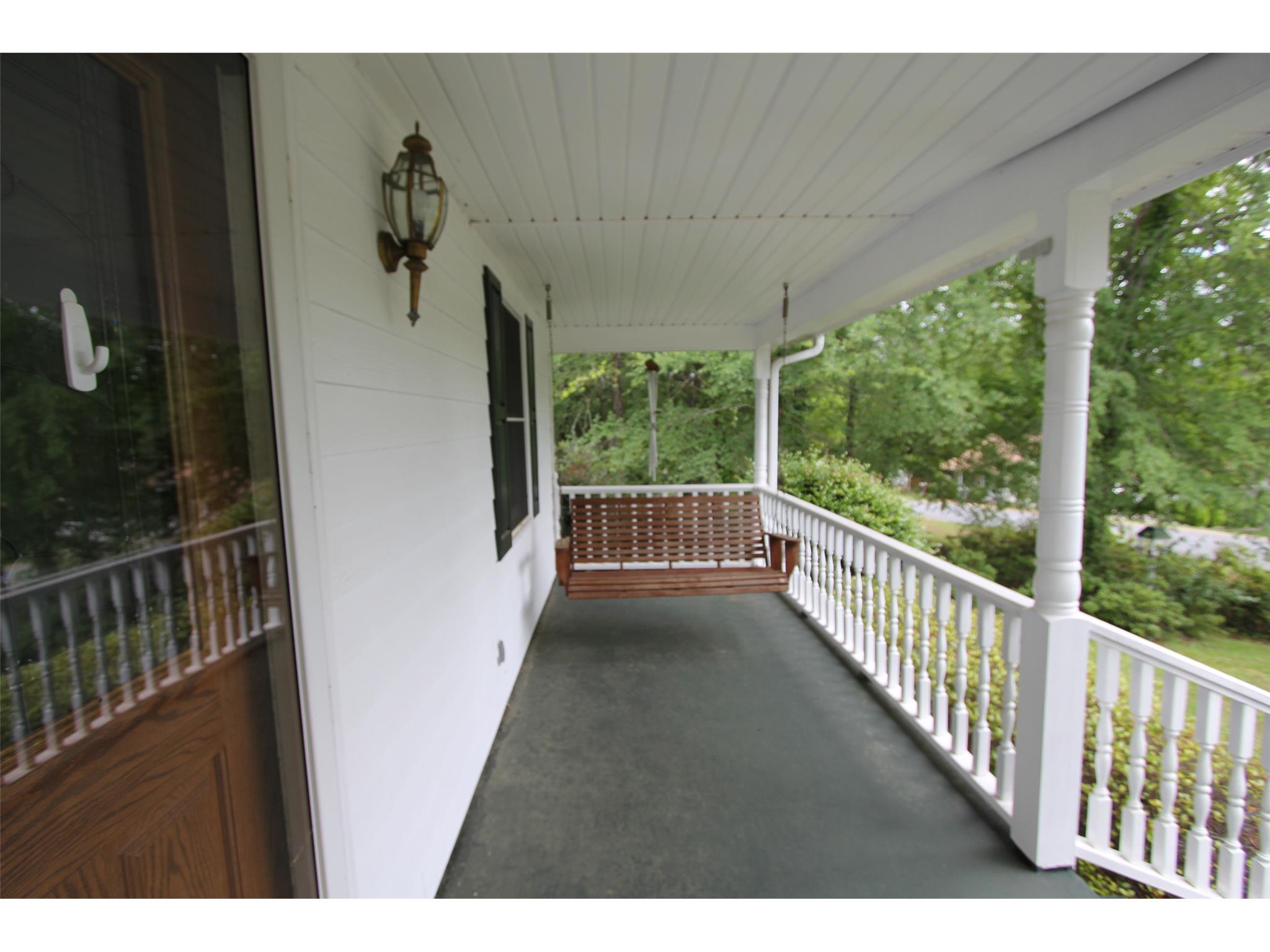 101 Old Pond Rd, Lagrange, GA 30241 photo 2