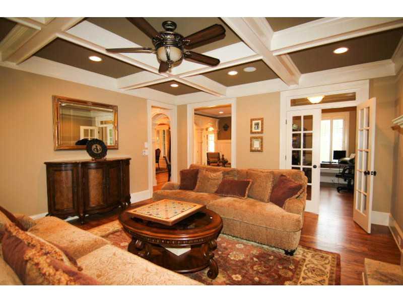 600 Settles Brook Ct, Suwanee, GA 30024 photo 2