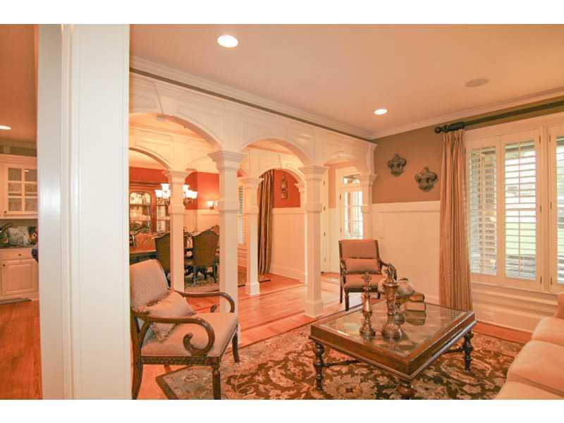 600 Settles Brook Ct, Suwanee, GA 30024 photo 7