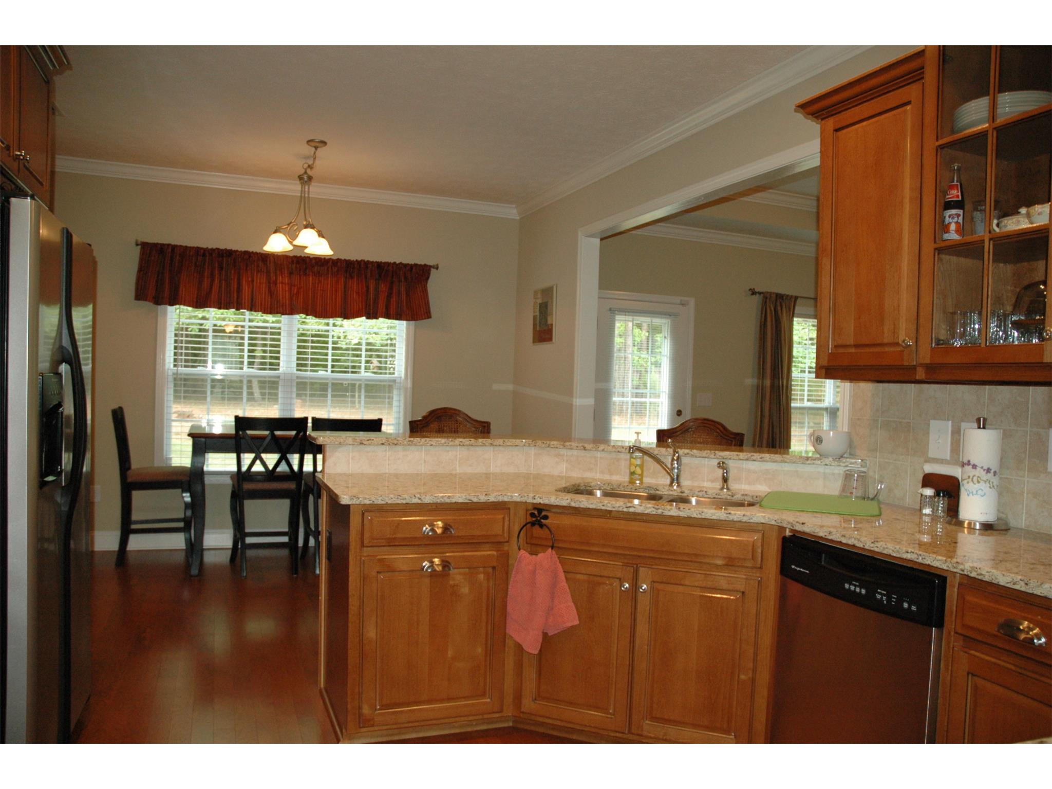 124 Planters Ridge Dr, Lagrange, GA 30240 photo 4