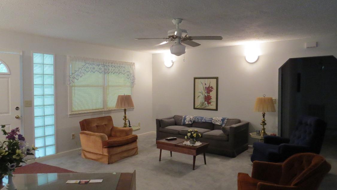 136 Spring Branch Cir, Toccoa, GA 30577 photo 6