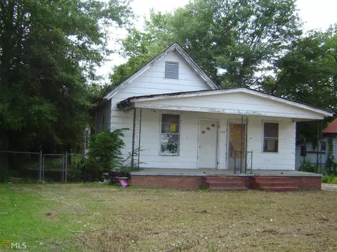 1014 E 3rd Ave, Lanett, AL 36863 photo 2