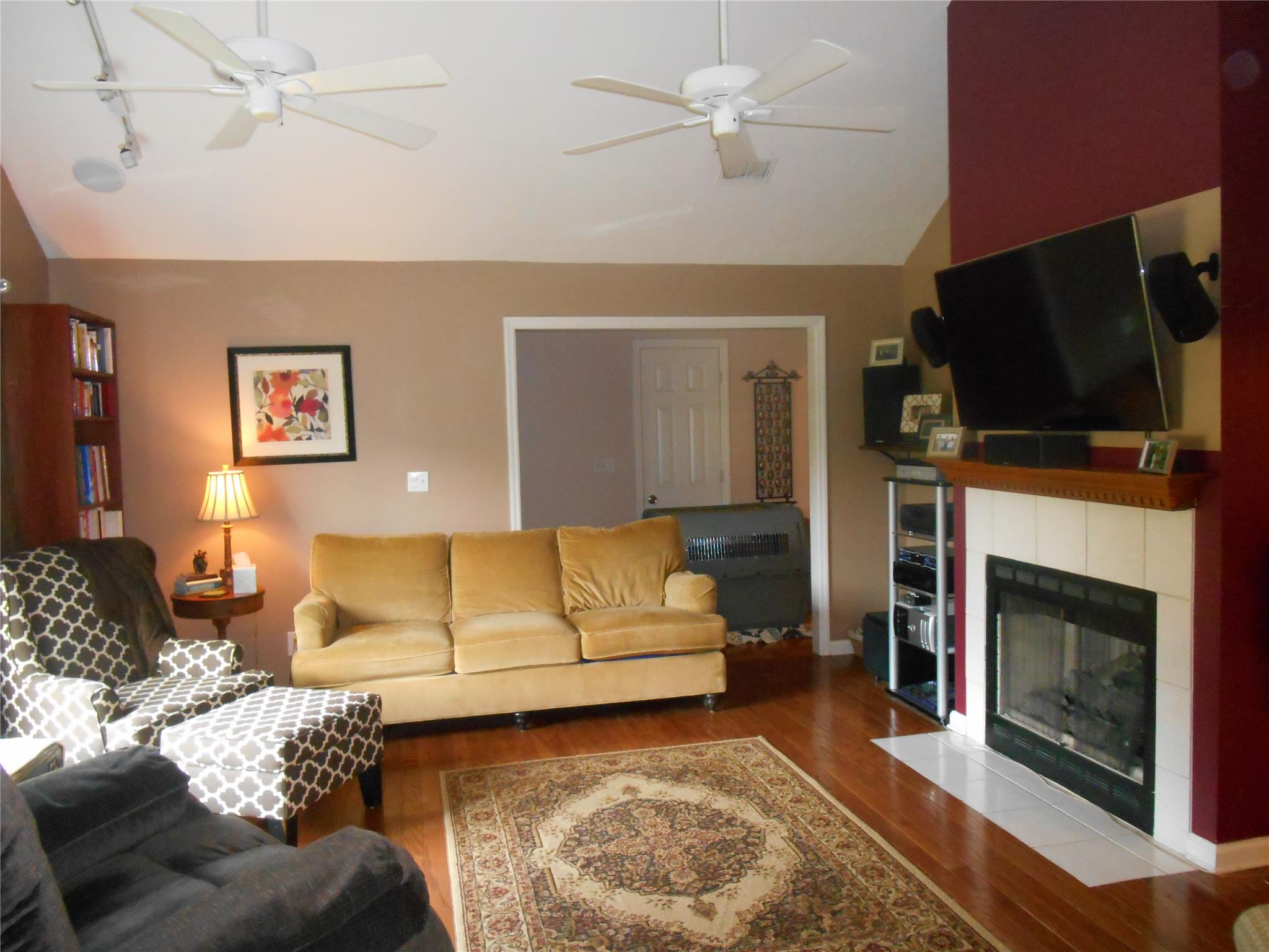 106 Pinebrook, Lagrange, GA 30240 photo 2