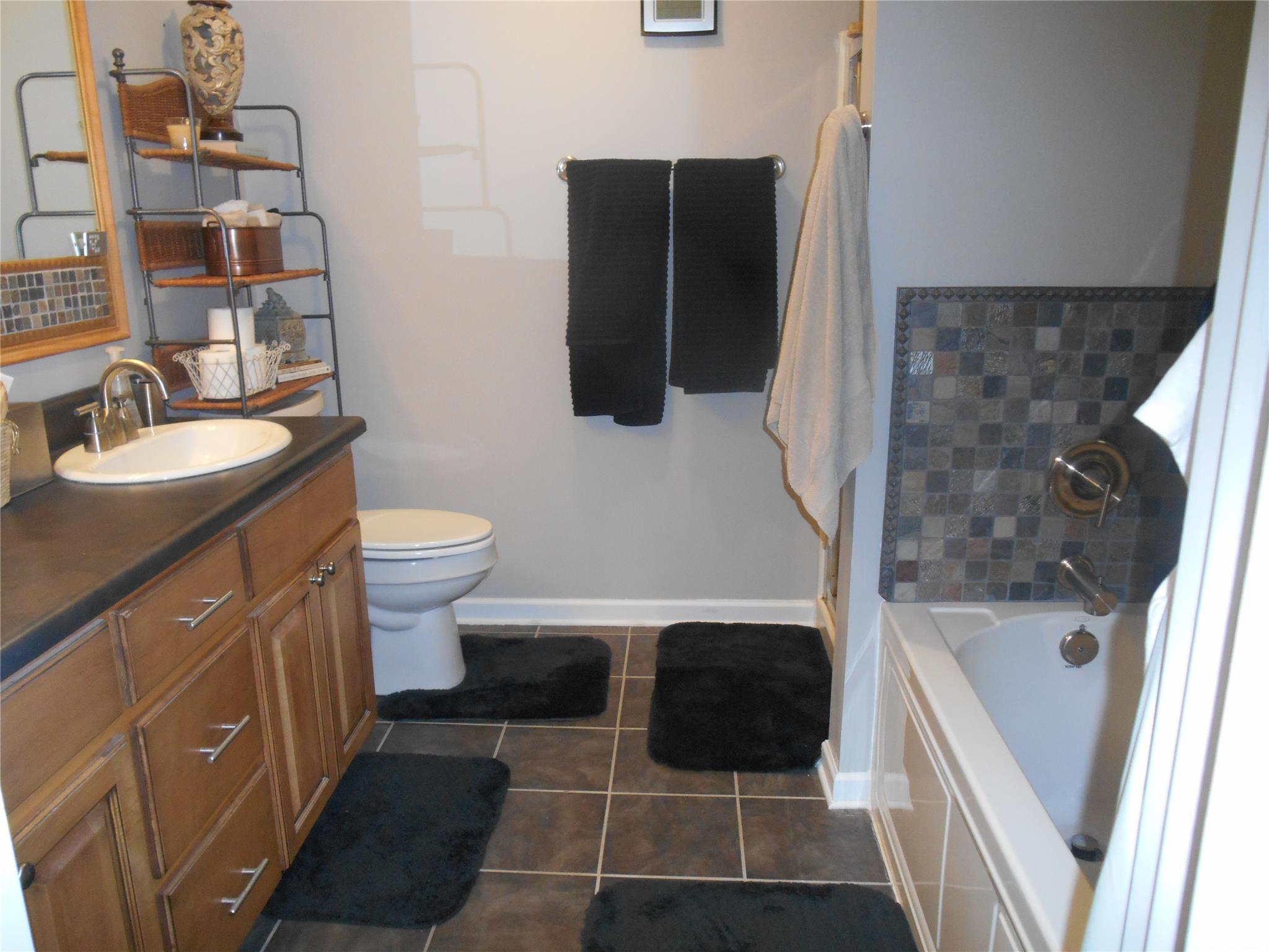 106 Pinebrook, Lagrange, GA 30240 photo 10