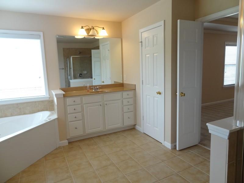 2970 Royston Dr, Duluth, GA 30097 photo 13