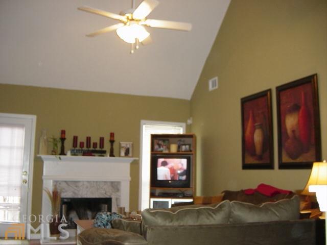 1133 Chateau Ter, Mcdonough, GA 30253 photo 2