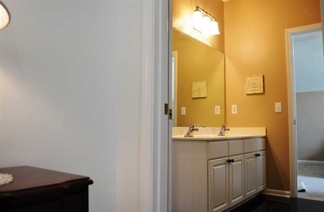 4075 Berkeley View Dr, Duluth, GA 30096 photo 16