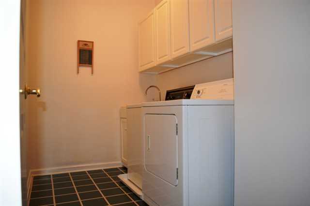 4075 Berkeley View Dr, Duluth, GA 30096 photo 17