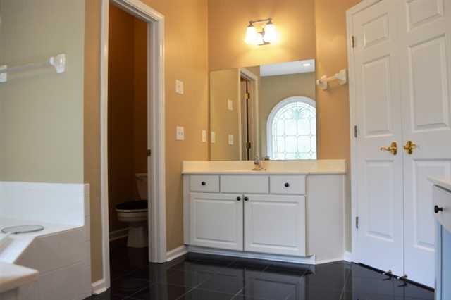 4075 Berkeley View Dr, Duluth, GA 30096 photo 12