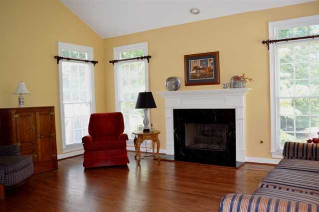 4075 Berkeley View Dr, Duluth, GA 30096 photo 6