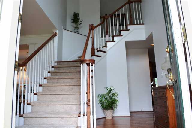 4075 Berkeley View Dr, Duluth, GA 30096 photo 2