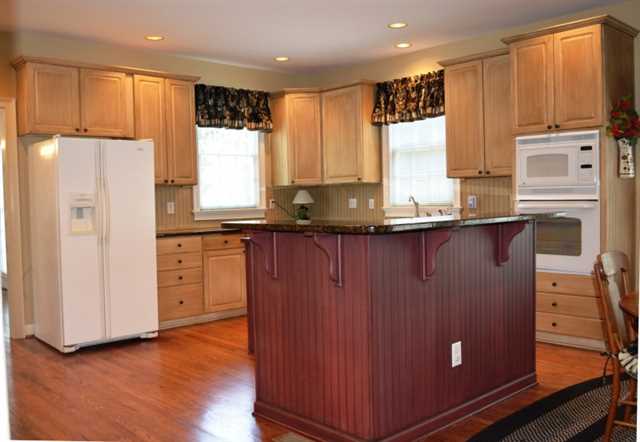 4075 Berkeley View Dr, Duluth, GA 30096 photo 4