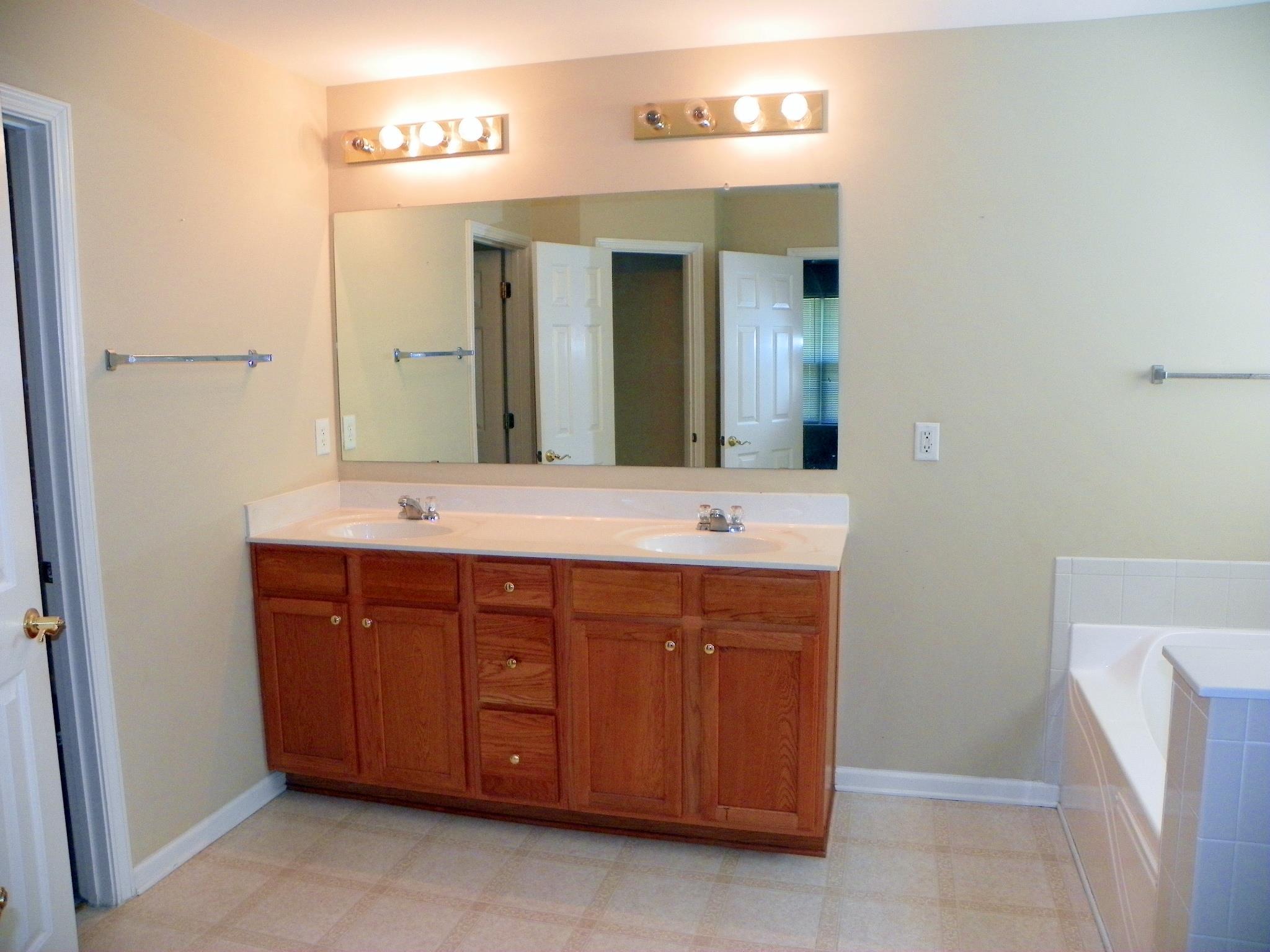 5050 Forest Hill Dr, Monroe, GA 30655 photo 13