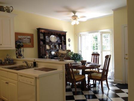 212 Hampton Way, Macon, GA 31220 photo 4
