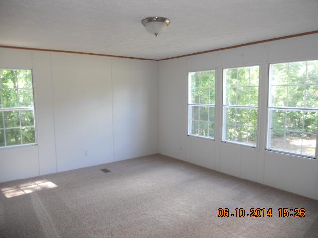 477 Redstone Dr, Winder, GA 30680 photo 8