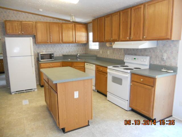 477 Redstone Dr, Winder, GA 30680 photo 5