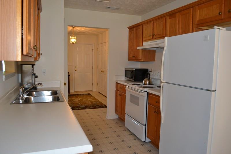 105 Pleasant Hills Dr, Covington, GA 30016 photo 2