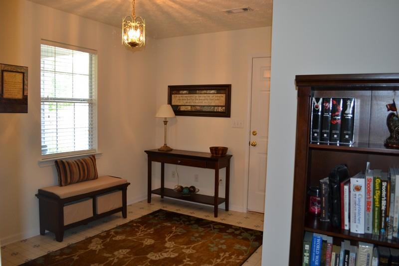 105 Pleasant Hills Dr, Covington, GA 30016 photo 5
