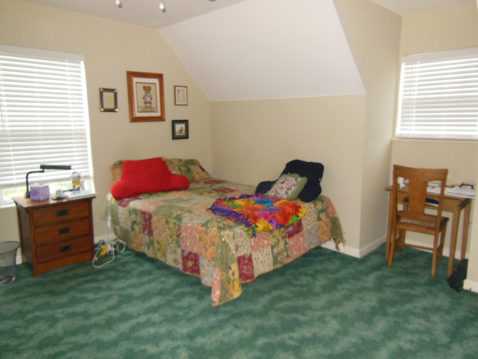 269 Hancock Dr, Toccoa, GA 30577 photo 4