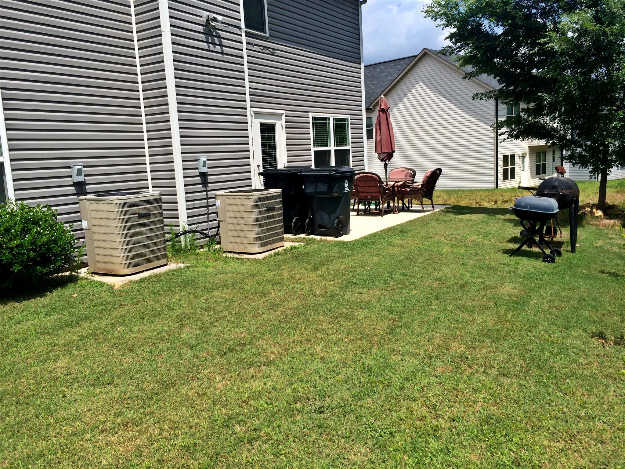 4922 Summersun Dr, Morrow, GA 30260 photo 3
