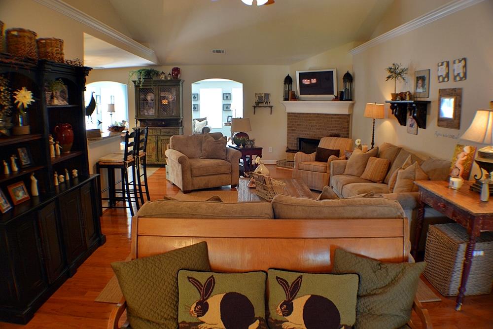 1151 Roberta Dr, Bishop, GA 30621 photo 3