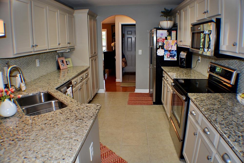 1151 Roberta Dr, Bishop, GA 30621 photo 8