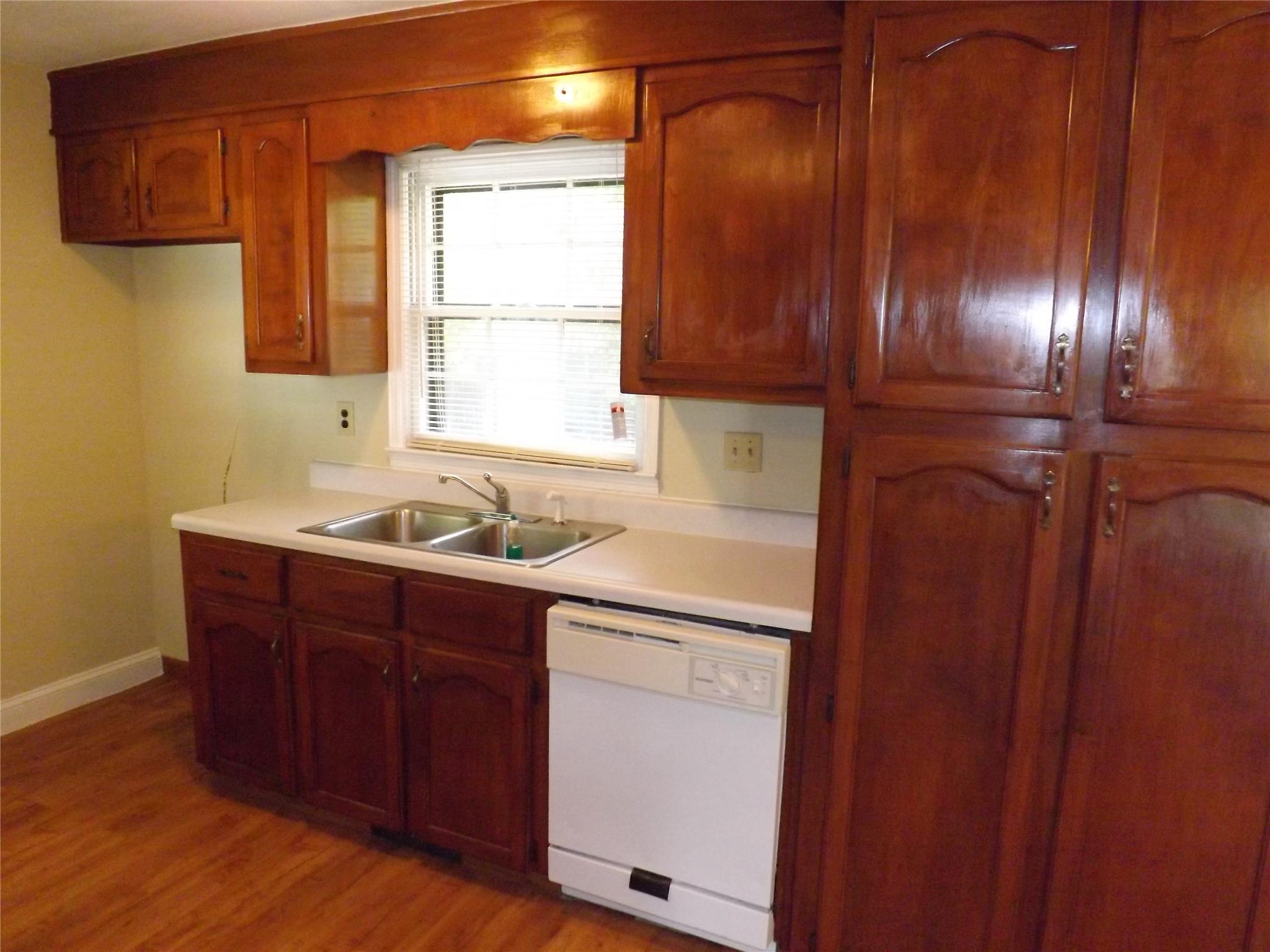 2418 Lambert Dr, Macon, GA 31206 photo 5